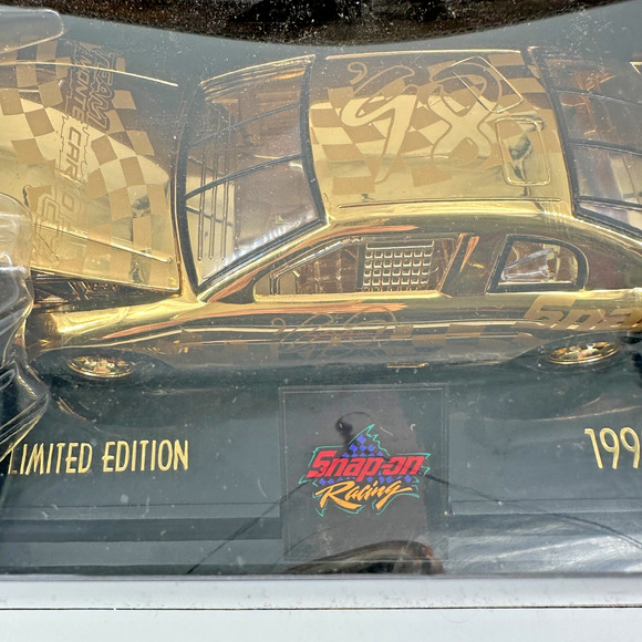 Snap-on 24k Gold Plated Die Cast 1:24 Limited Edition 1998 Never opened - Picture 3 of 11